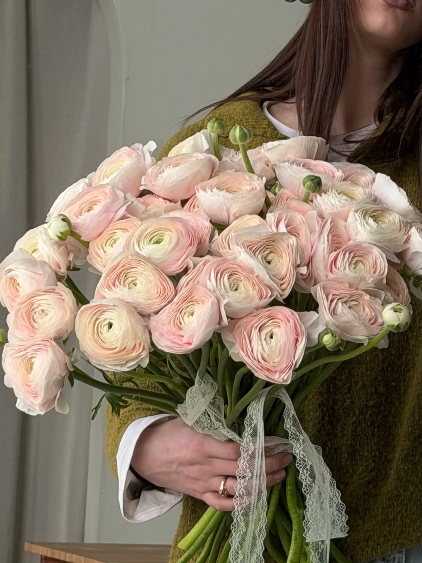 Роскошный ранункулюс миниатюра 2